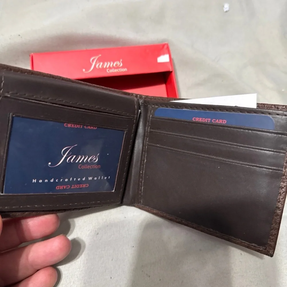 JM Collection Brown Wallet - Picture 3 of 9